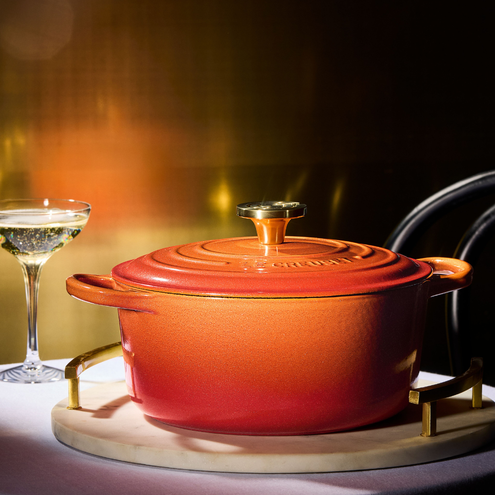 FLAMEE DOREE RND 28CM SIG CASSEROLE LIFESTYLES (3)