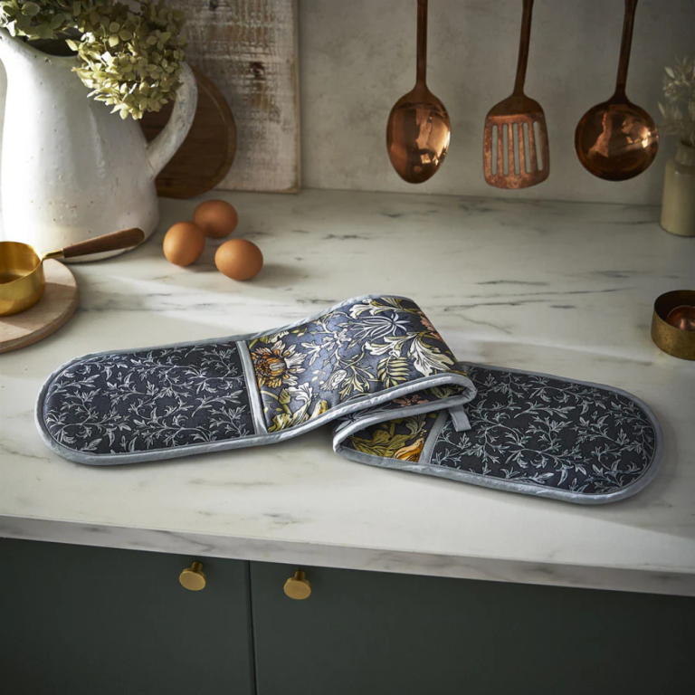 Ulster Weavers Finch & Flower Double Glove