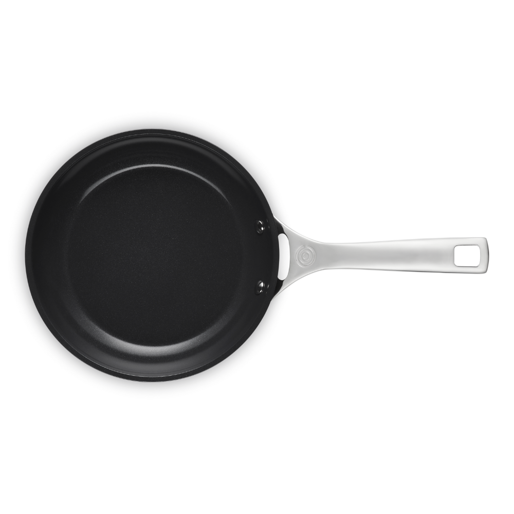 essential-non-stick-fryingpan-20cm-2
