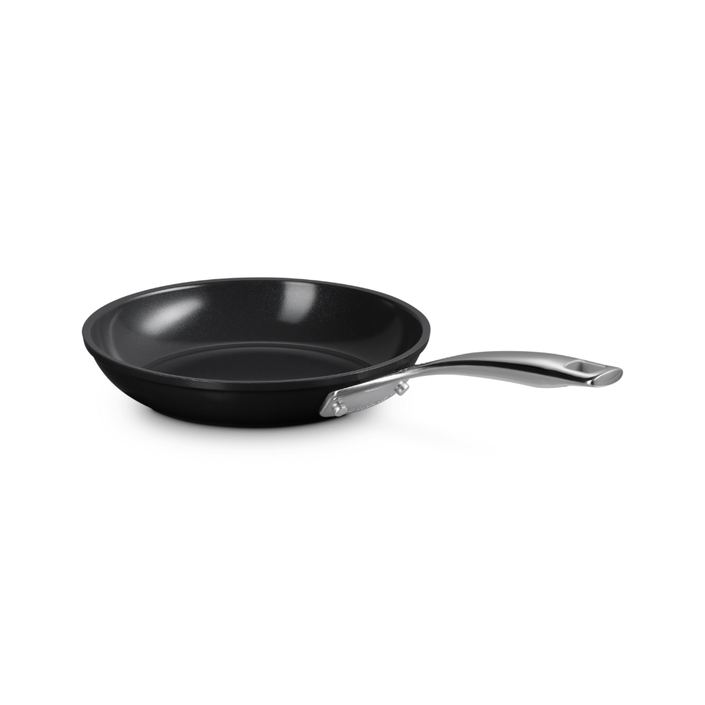 essential-non-stick-fryingpan-20cm-5