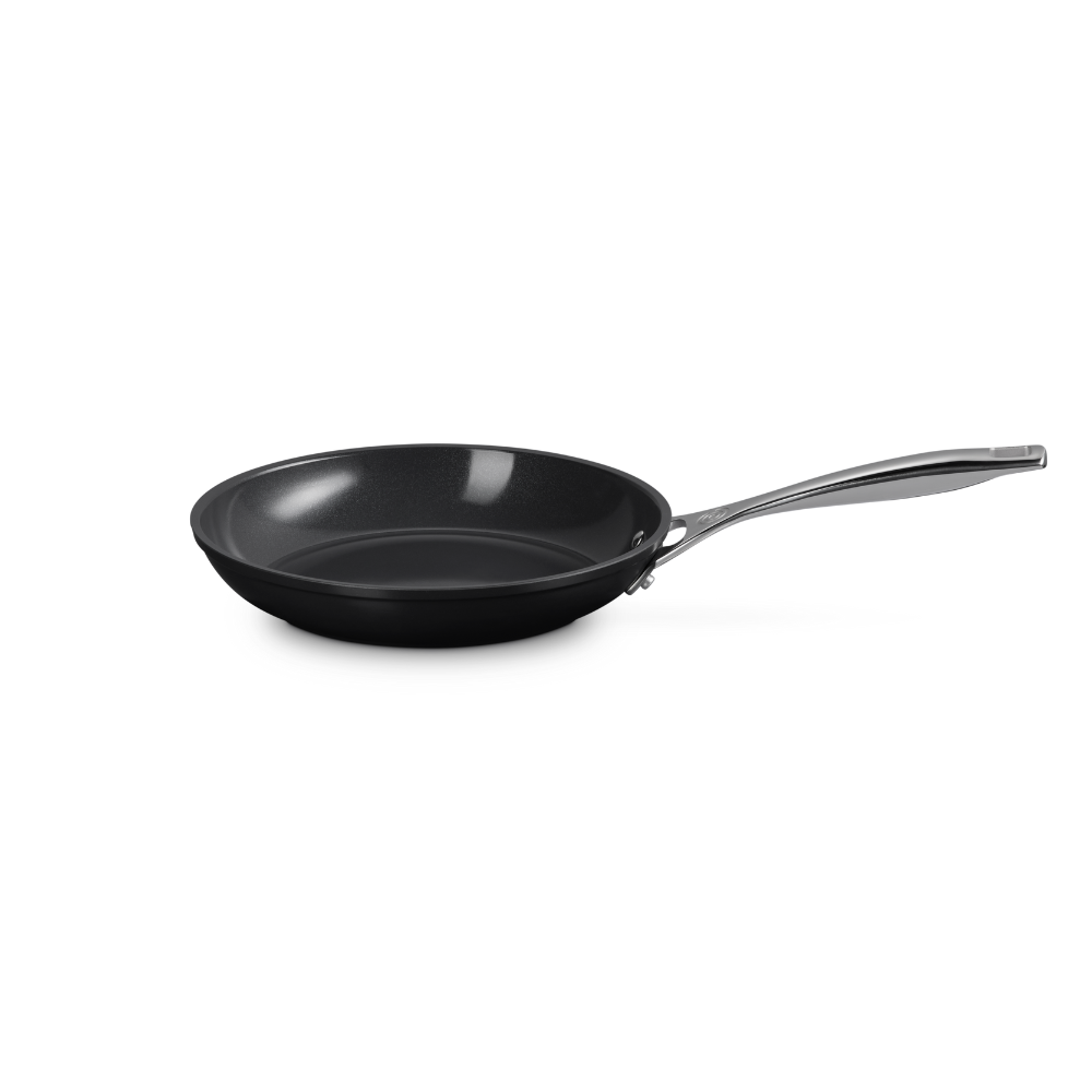 essential-non-stick-fryingpan-24cm-1