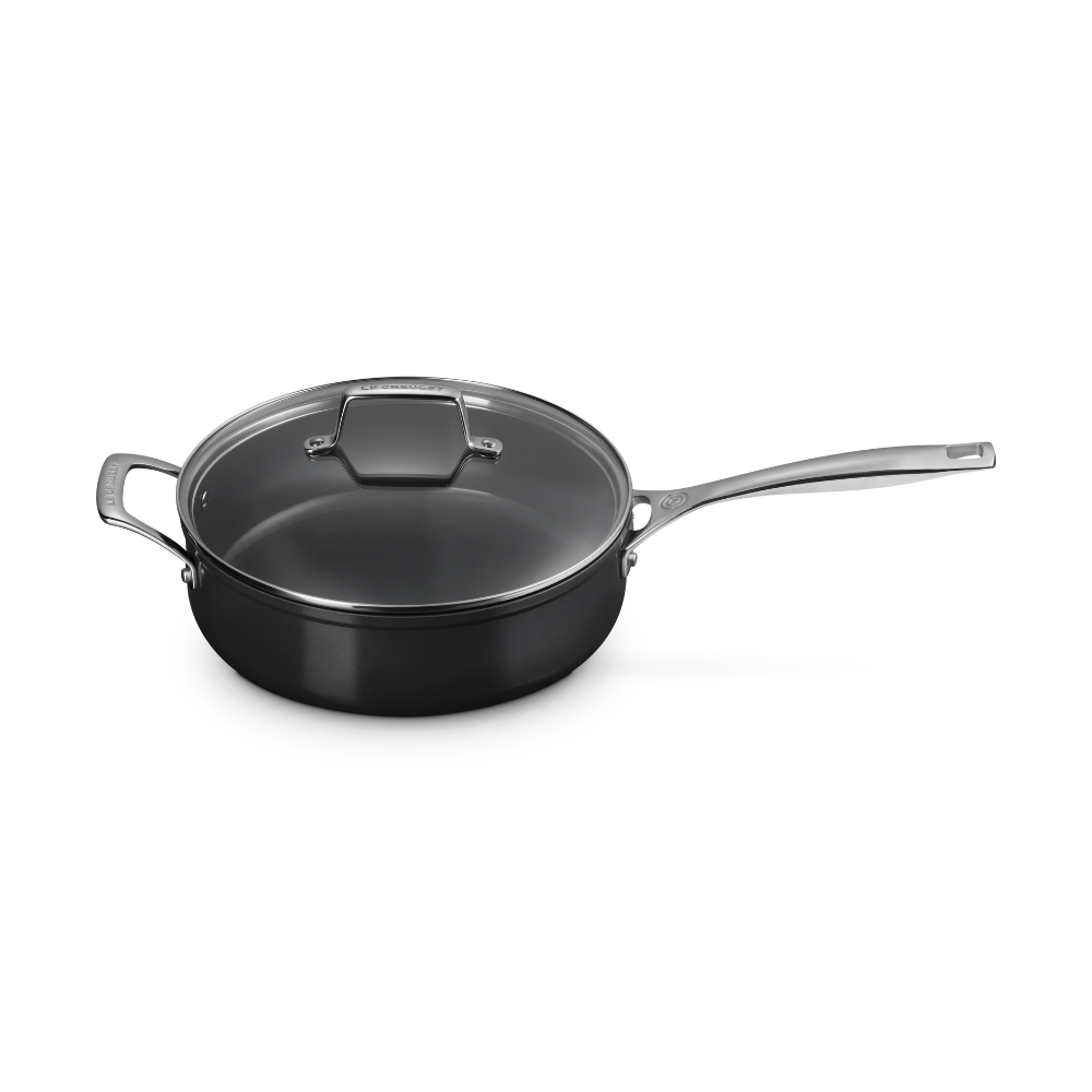essential-non-stick-sautepan-26cm-1