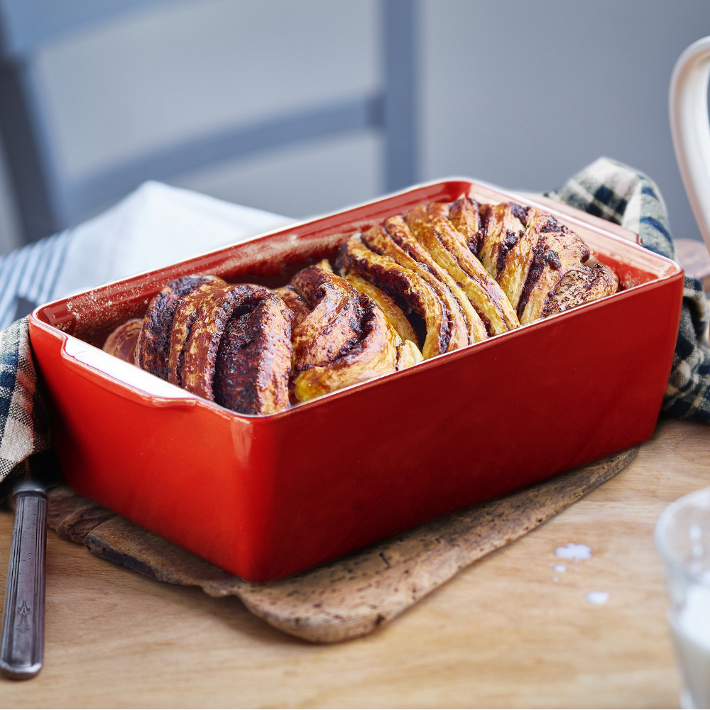 emile-henry-bread-loaf-baker-2