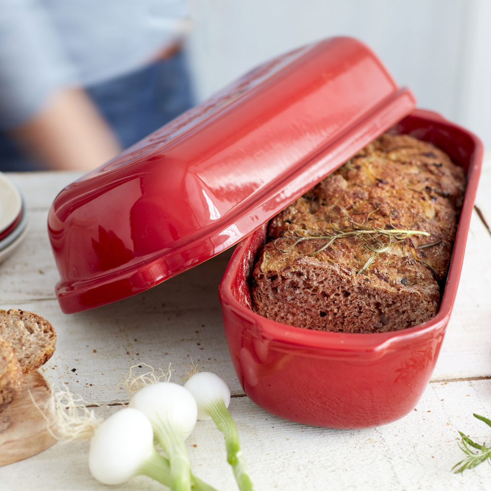 emile-henry-large-bread-baker-burgundy-5