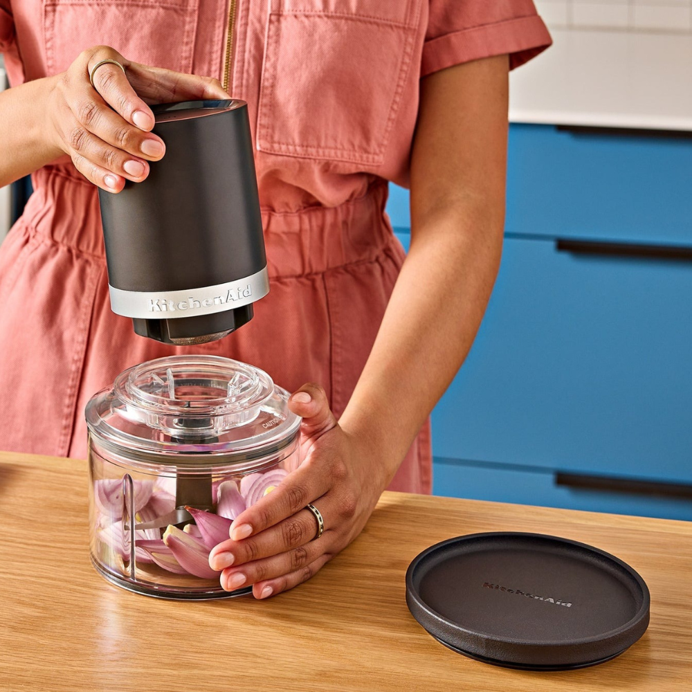 kitchenaid-go-cordless-top-down-chopper (2)