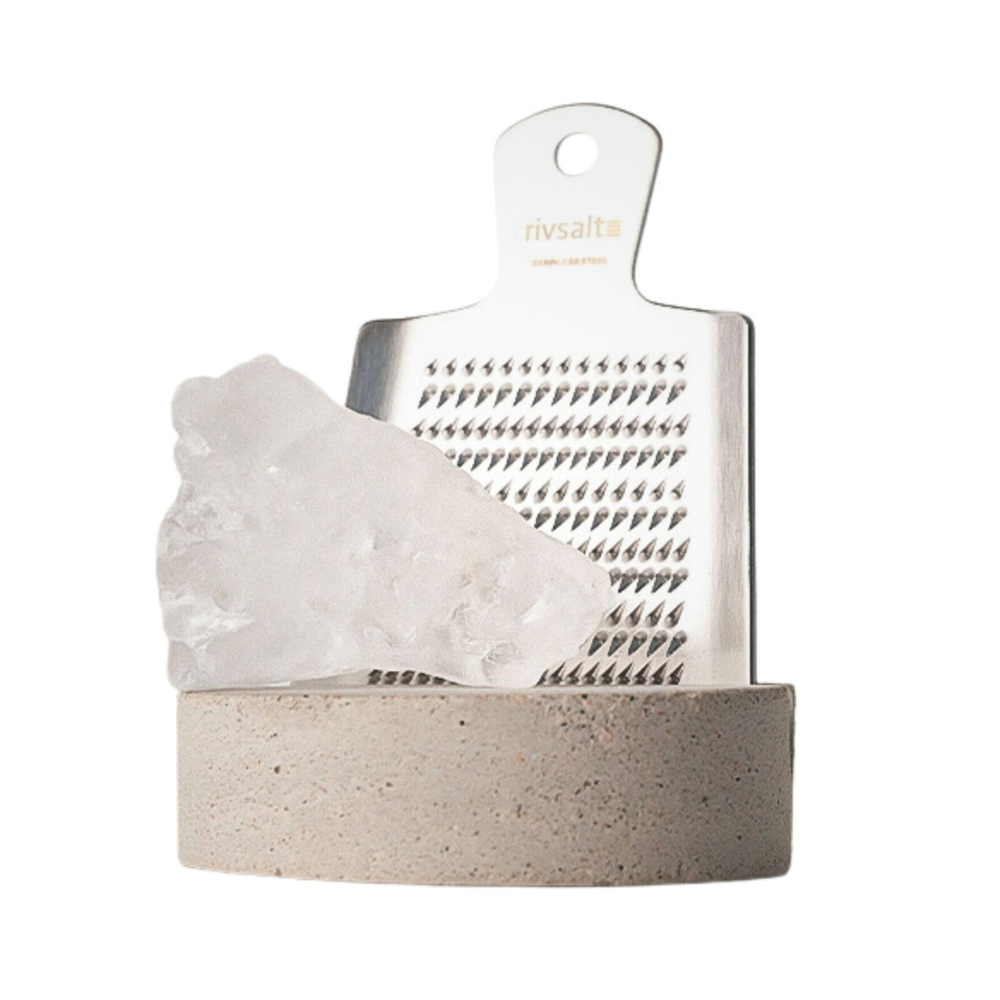 Rivsalt-rock-salt-grater-w-concrete-stand