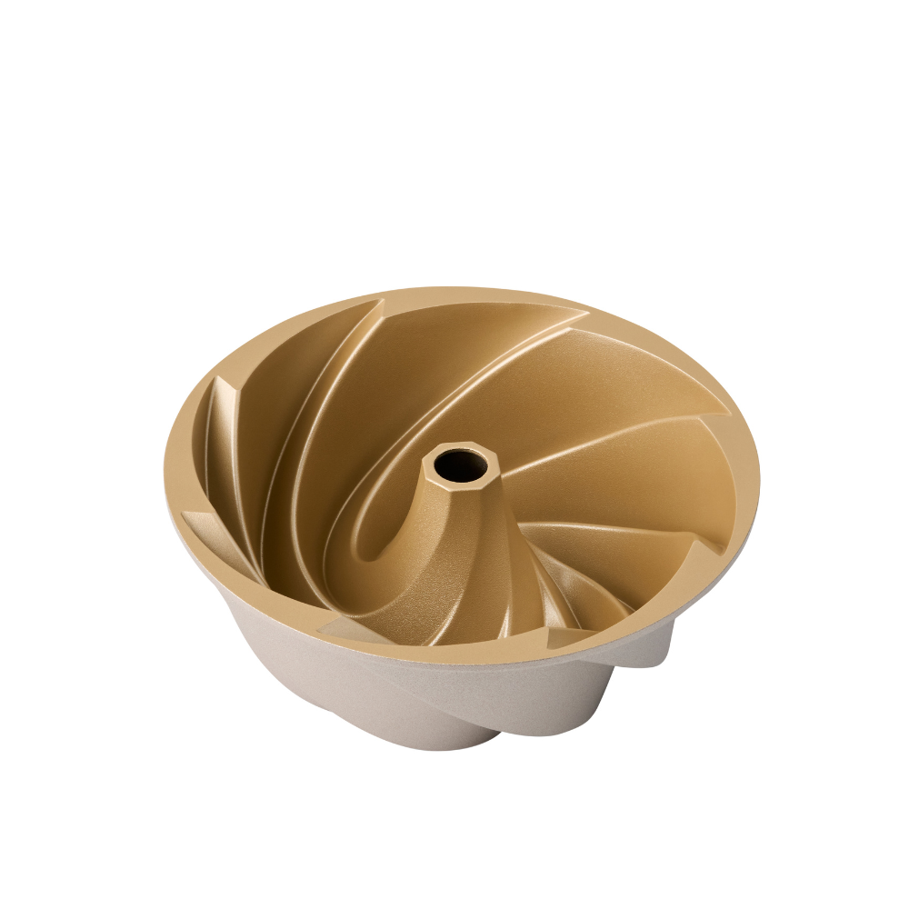 bakemaster-bundt-pan-marissa (1)