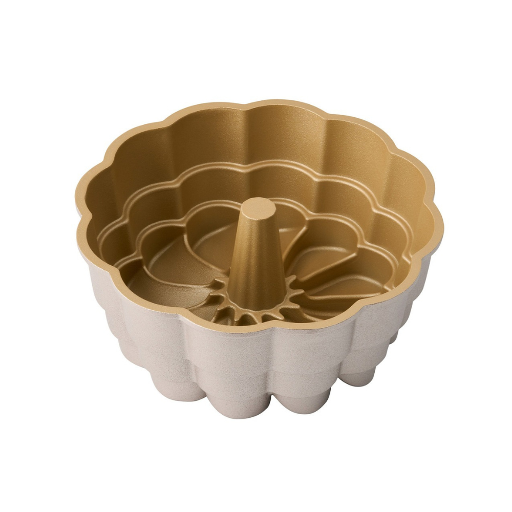 bakemaster-bundt-pan-petal (1)