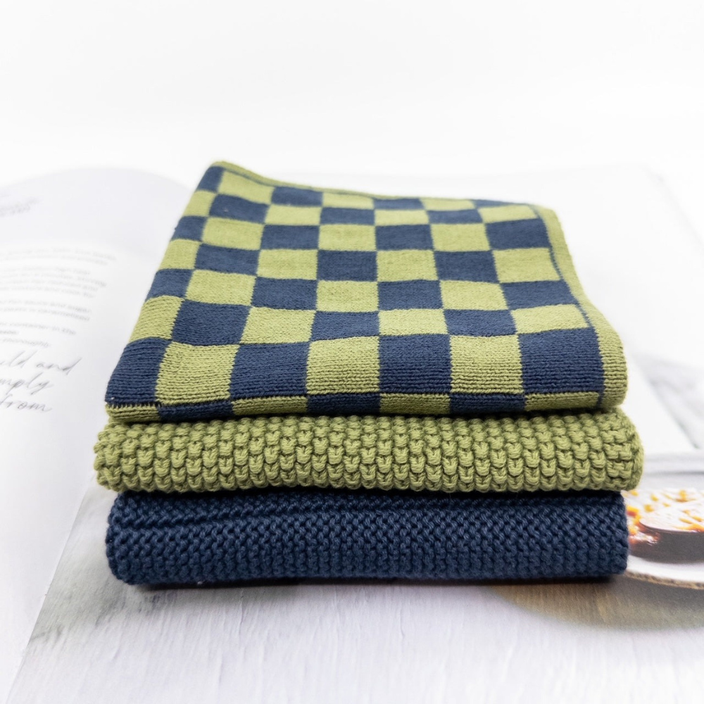 ecovask–navy-pistachio-chequer-kitchen-towel (2)