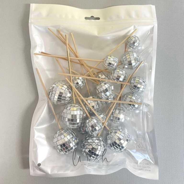 Cake-Craft-disco-foam-ball-deco (3)