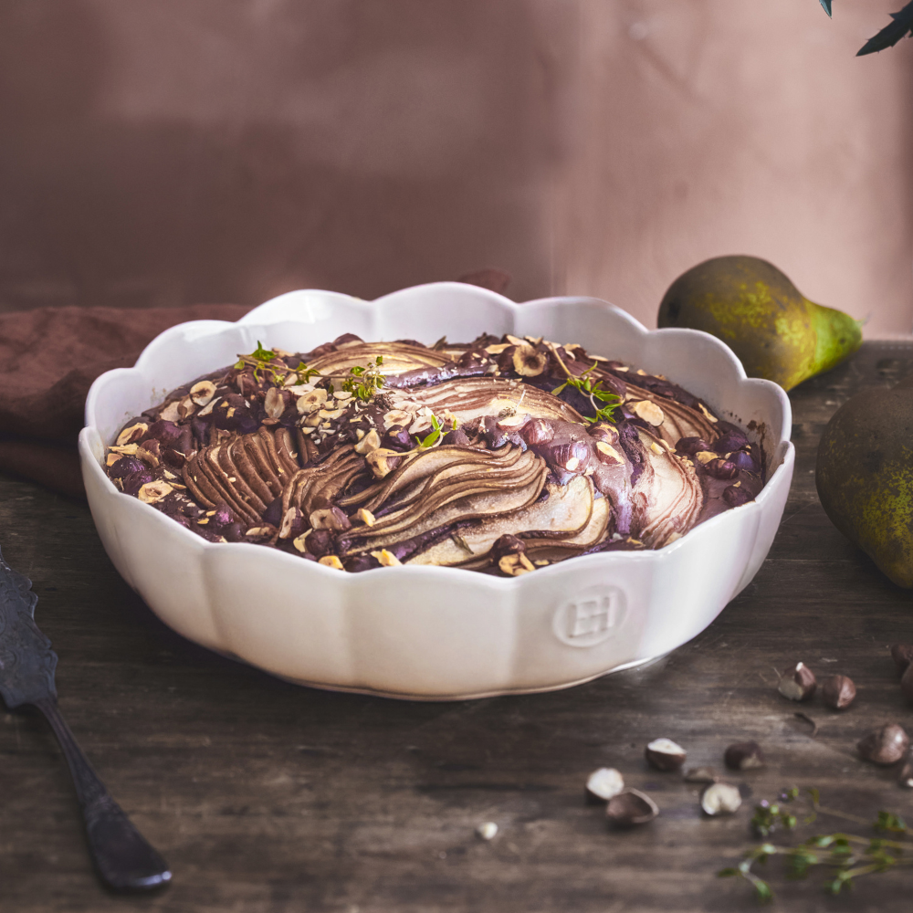 Emile-Henry-madeleine-round-dish-clay (4)