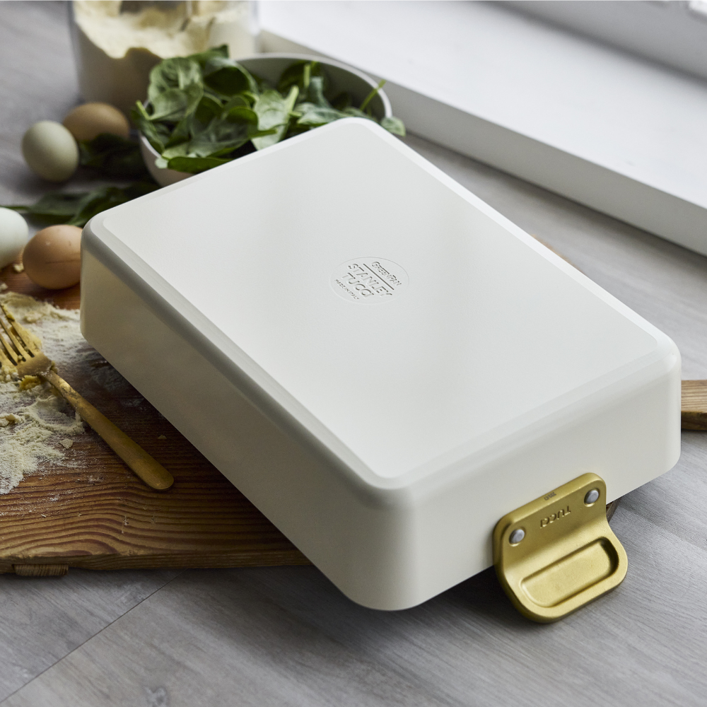 GreenPan-Lasagna-Dish-White (6)