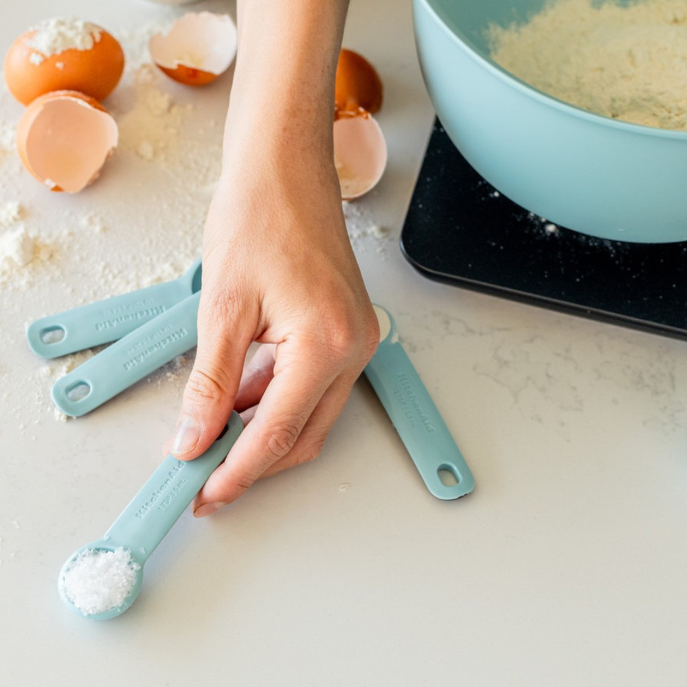 KitchenAid-5pc-measuring-spoon-set-blue (2)