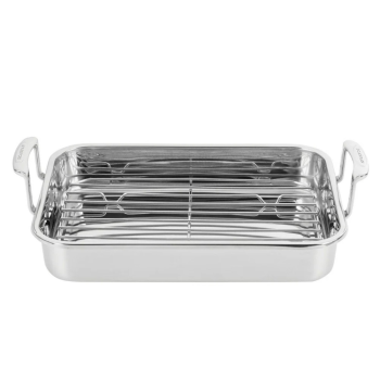 Scanpan StS Roaster with rack on a white background.