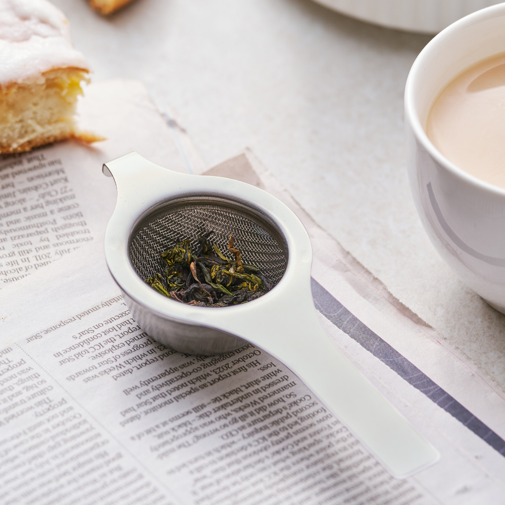 15160 DELUXE HANDLE TEA STRAINER