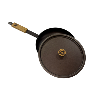 NFS-347 11INCH CHEFS SAUTE PAN & LID OAK H (3)