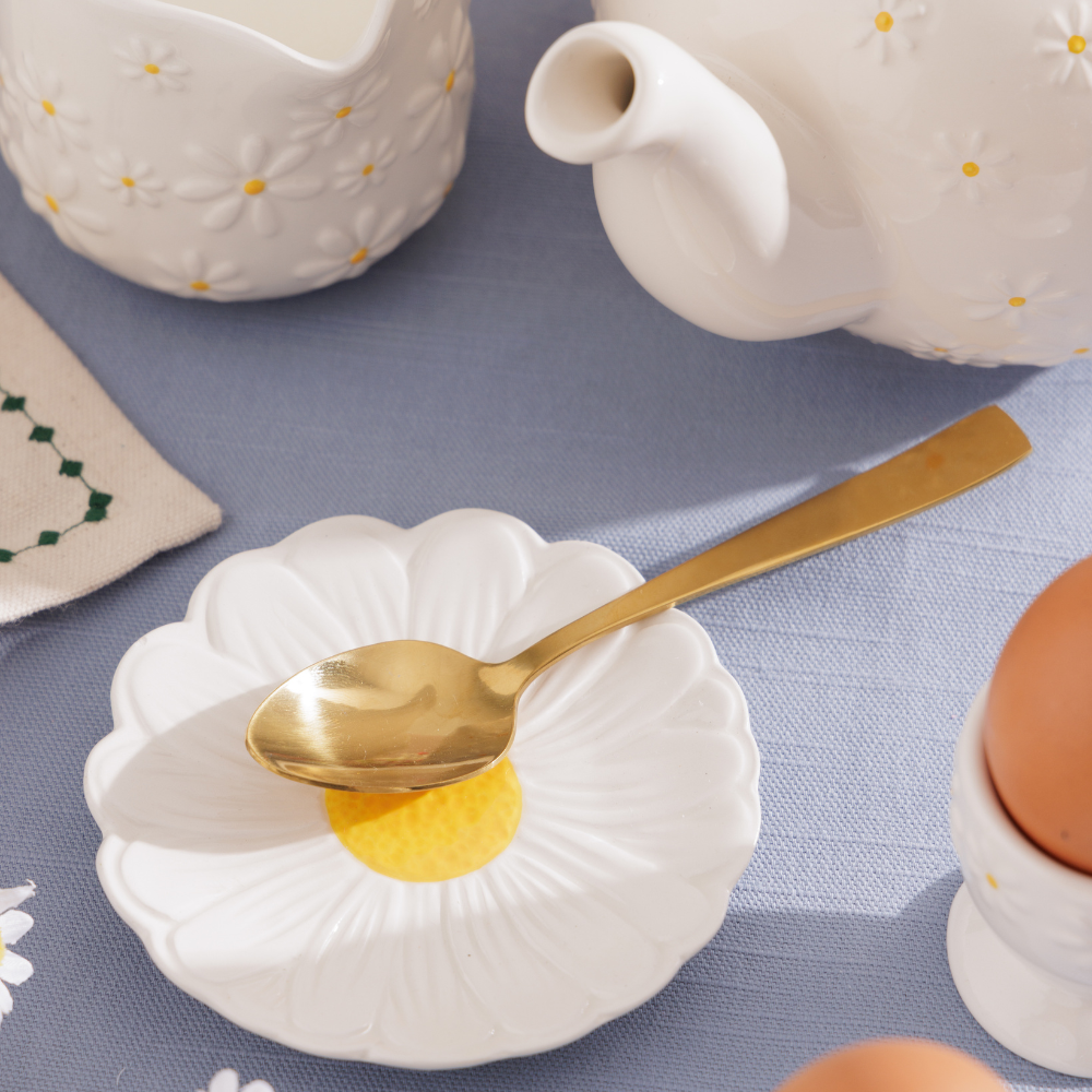 Price & Kensington Daisy Lifestyles (21)