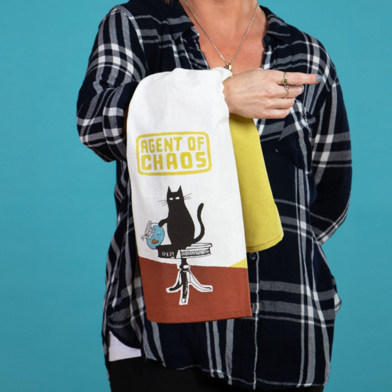 agent-of-chaos-towel (2)