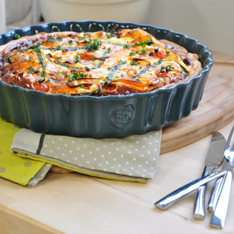 emile-henry-cedar-round-tart (3)