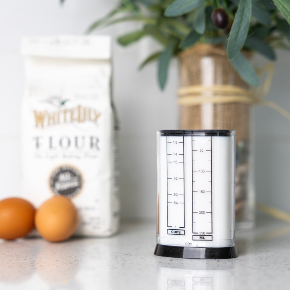 kitchenart-adjustable-measuring-cup (7)