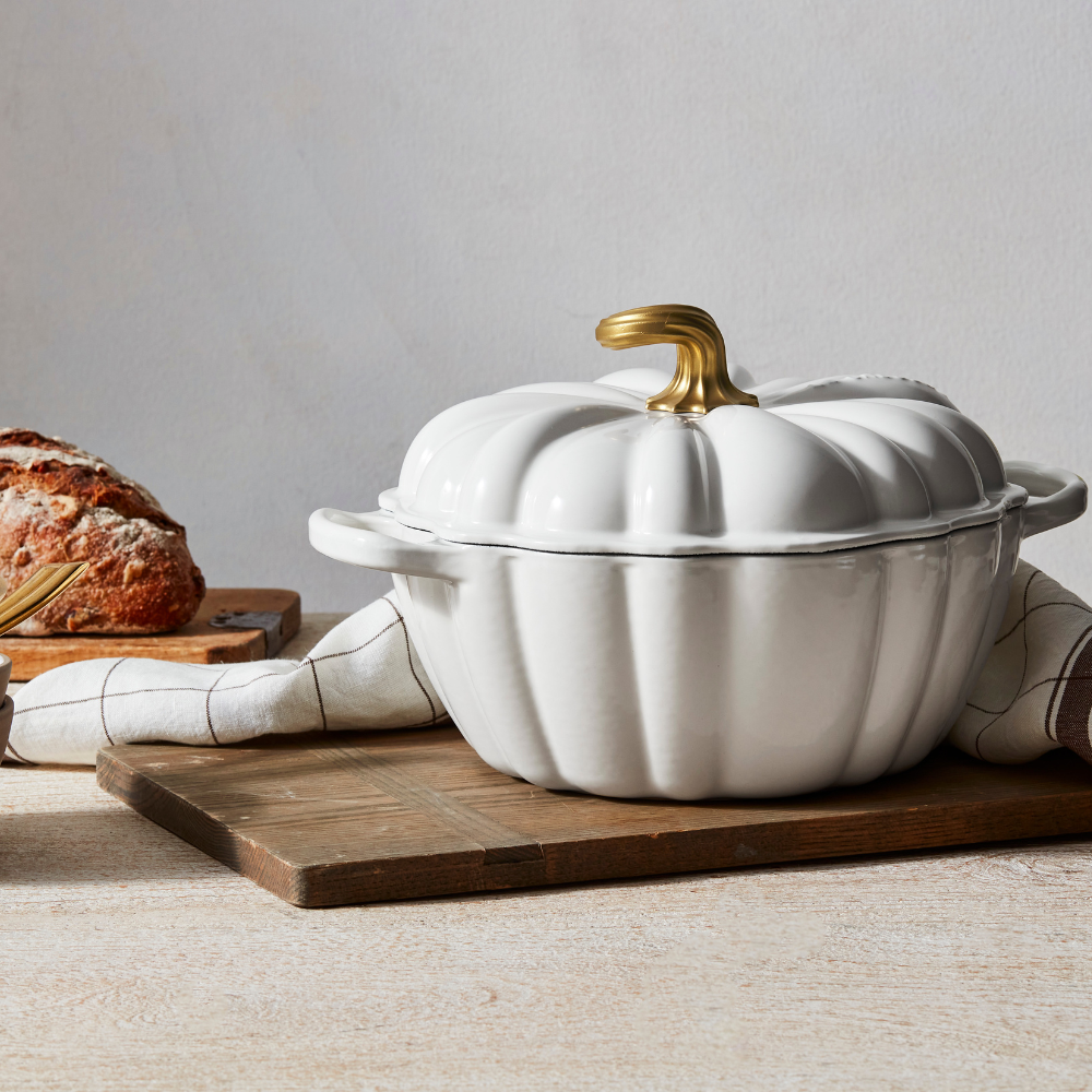 le-creuset-cast-iron-pumpkin-white (5)