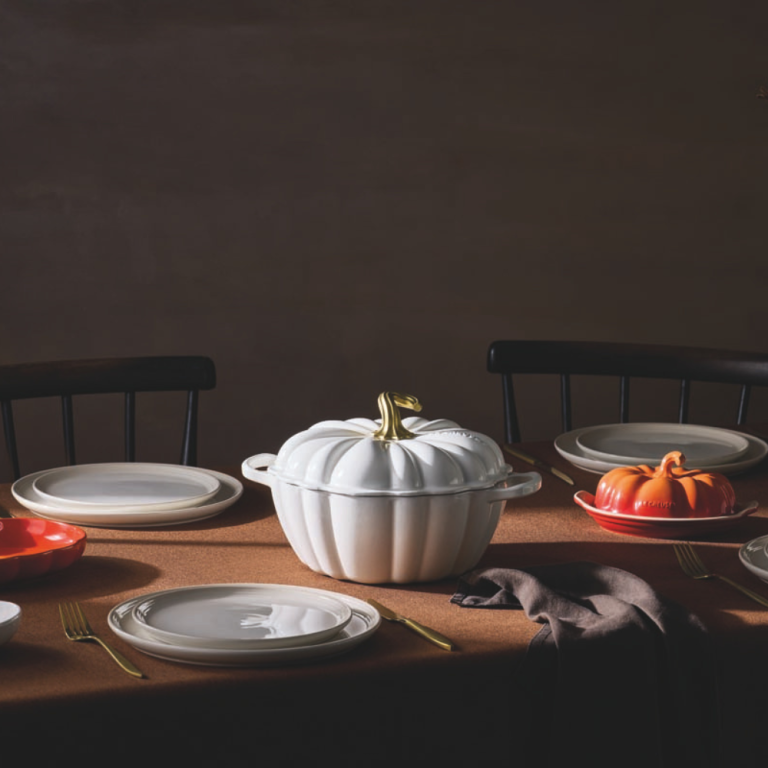 le-creuset-cast-iron-pumpkin-white (7)