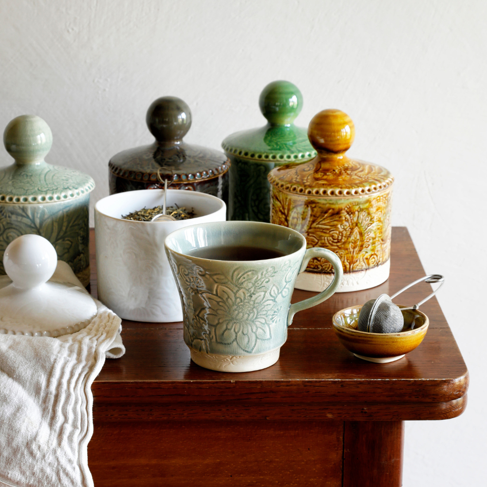 sthal-pineapple-tea-caddy (2)