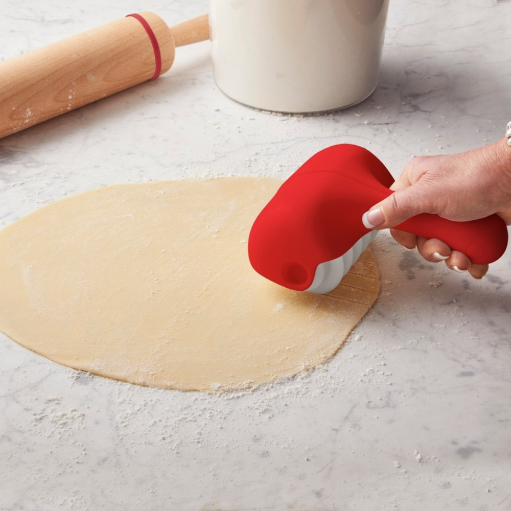 talisman-designs-pastry-dough-cutter (2)