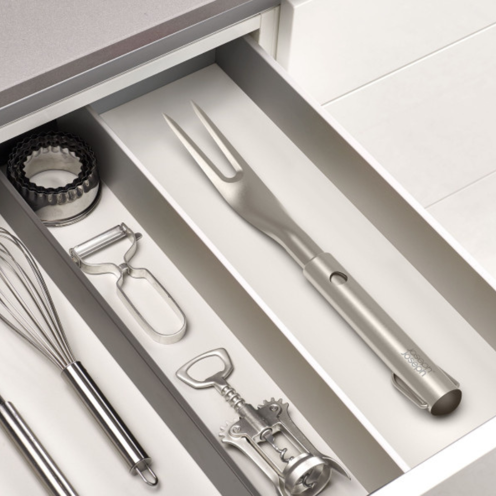 Joseph Joseph GrillOut BBQ Fork with retractable head (4)