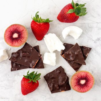 Remarkable Chocolate Bark Kiwi Pavlova 125g Ingredients