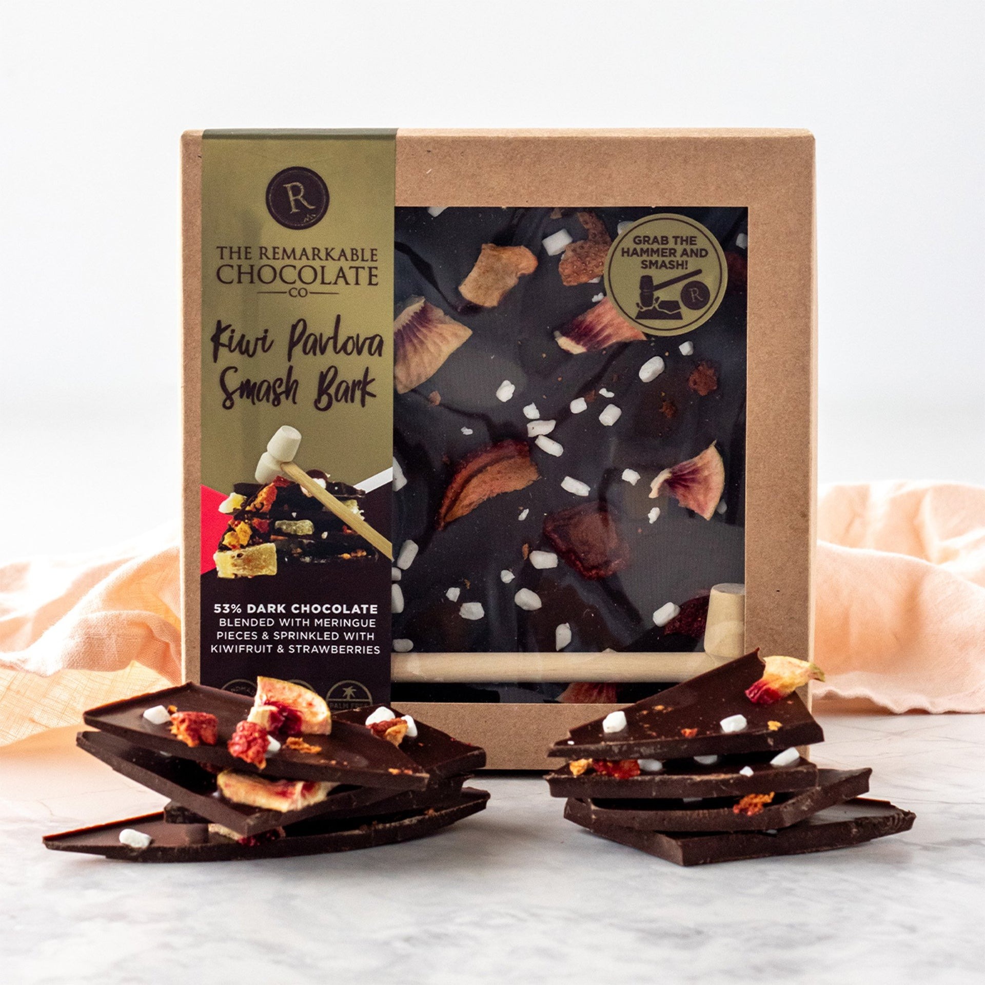 Remarkable Smash Bark Kiwi Pavlova 135g (1)