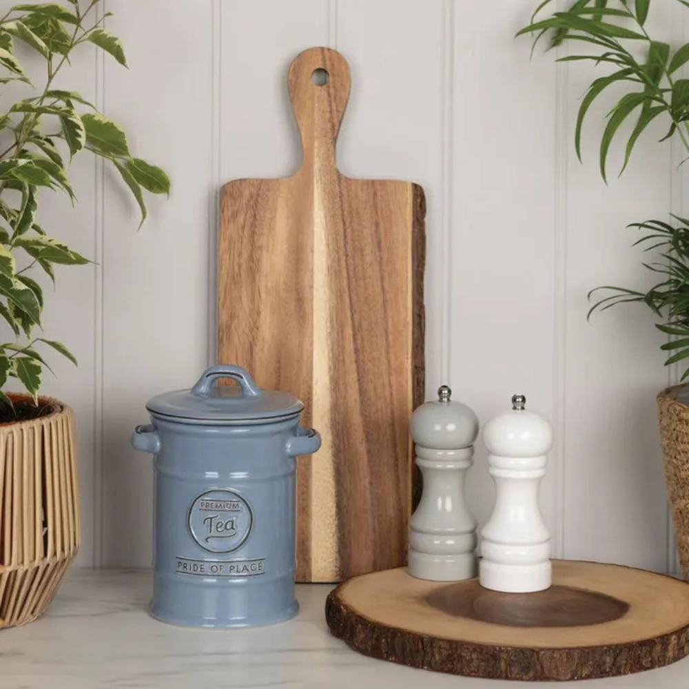 T&G Pride of Place Blue Tea Jar (1)