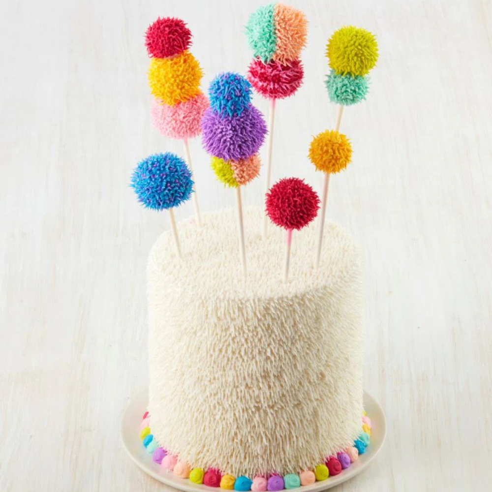 Wilton Lollipop Sticks 20cm Pack of 25 (1)