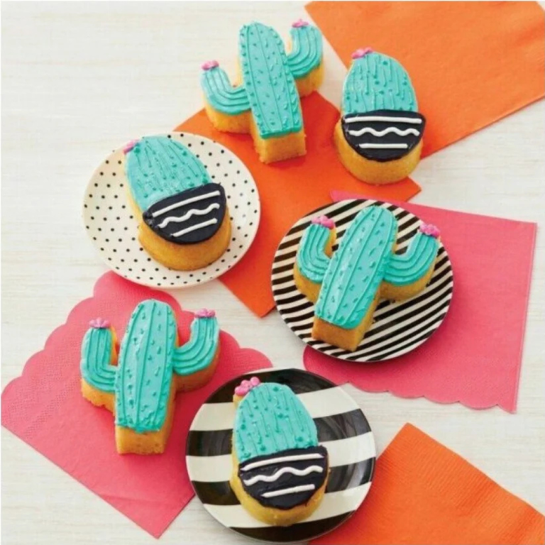 Wilton Treat Mould Cactus 6 cavity (1)