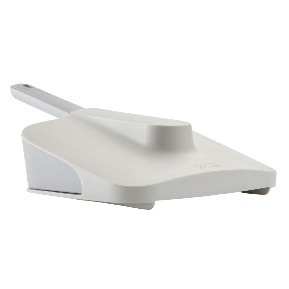 joseph-twice-cleantech-wall-brush-shovel (8)