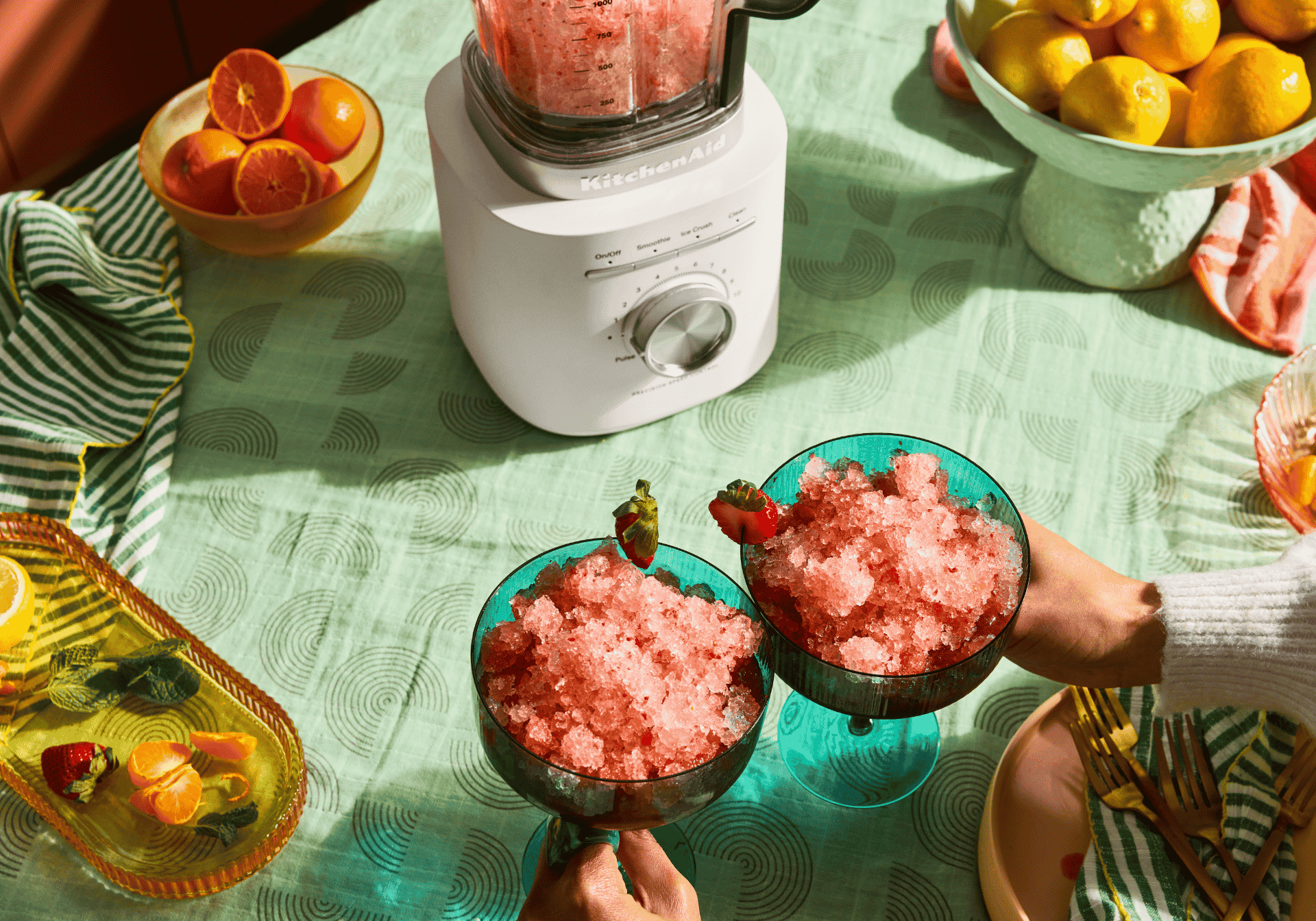 kitchenAid-k200-porcelain-white (3)