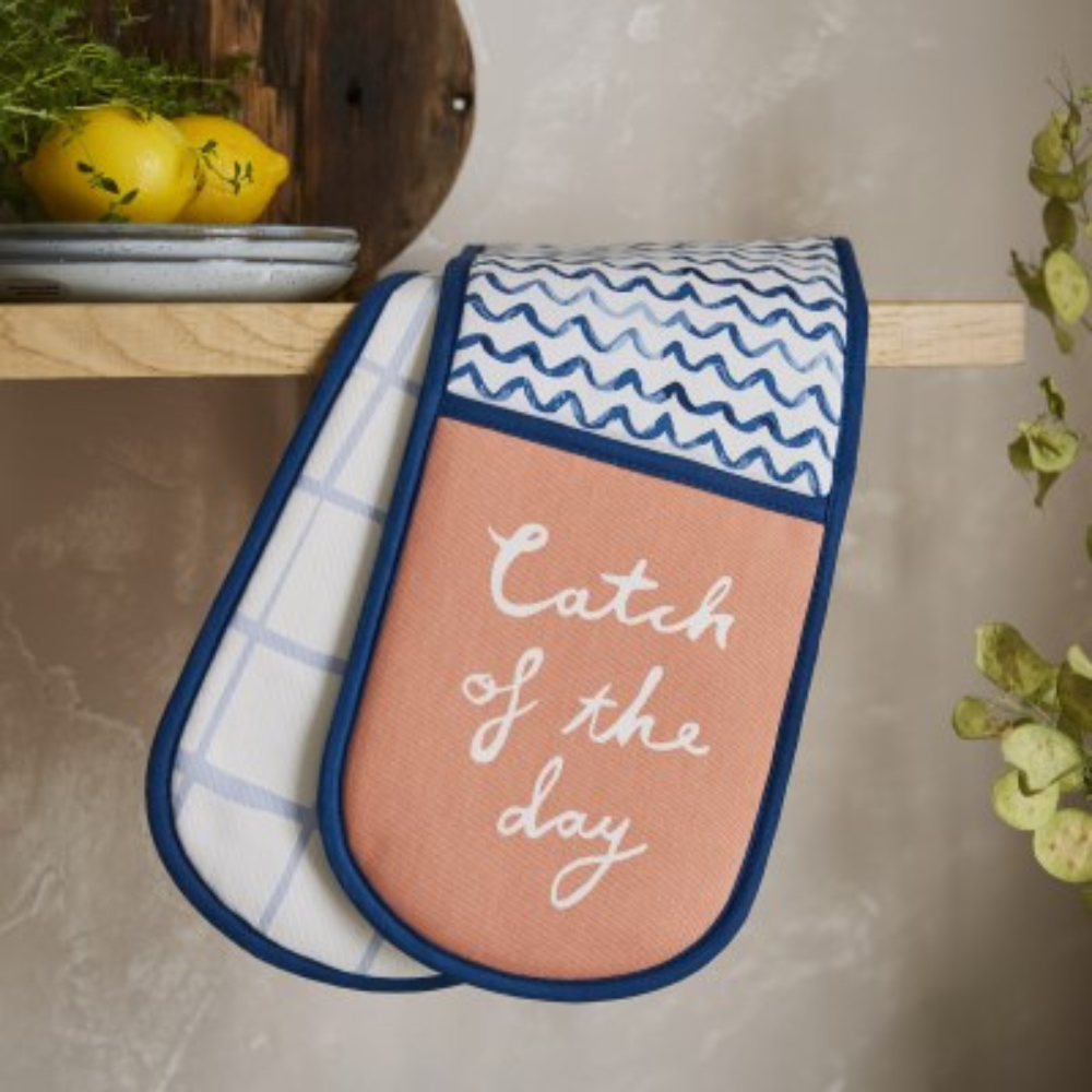 Ulster Weavers Catch of the Day Double Oven Glove (1)