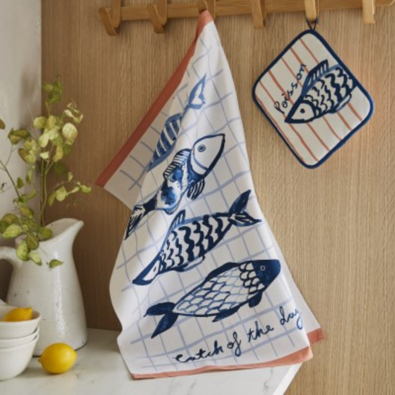 Ulster Weavers Catch of the Day Fish (1)
