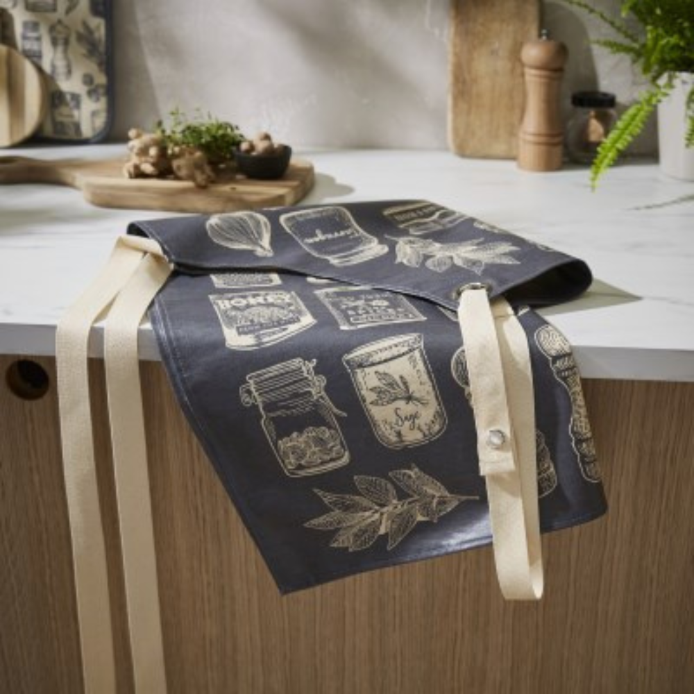 Ulster Weavers Herbs & Spices Oil Cloth Apron (1)