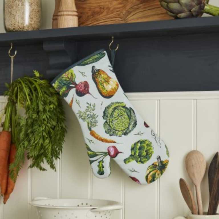 Ulster Weavers Vegetable Medley Gauntlet (1)