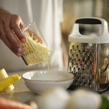 joseph-joseph-multi-grip-box-grater-8820225 (4)