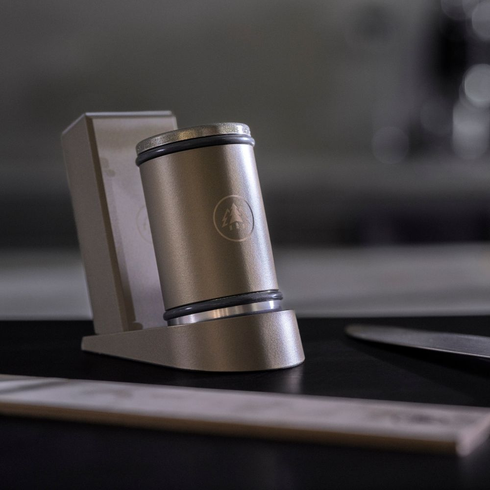 HORL-dock-dark-bronze-548HODOCKGRP (3)