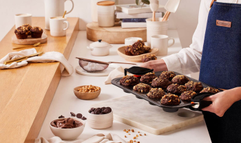 MB460044_Bakeware_35