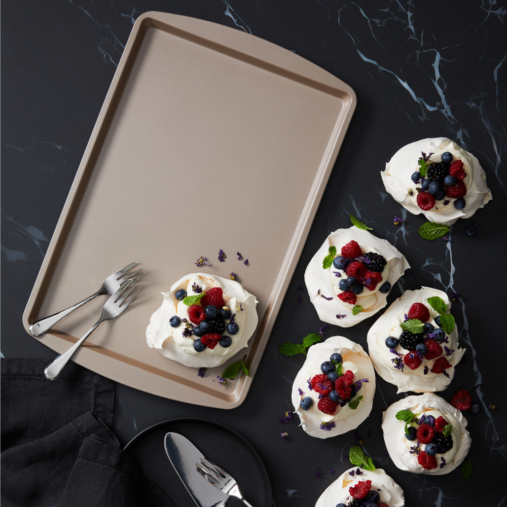 Stanley-Rogers-Ceramabake-baking-tray-8840943 (4)