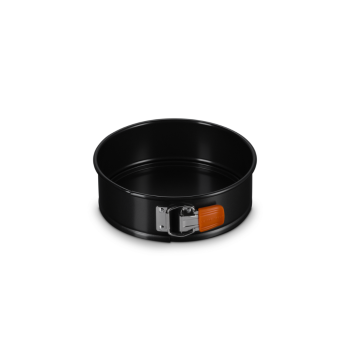 le-creuset-TNS-springform-cake-tin-20cm (3)