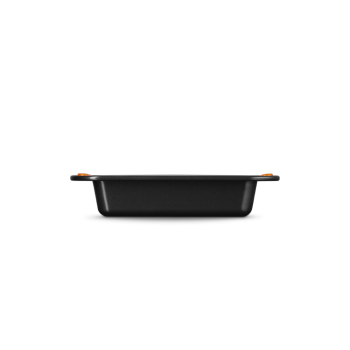 le-creuset-TNS-square-cake-tin-20cm (2)