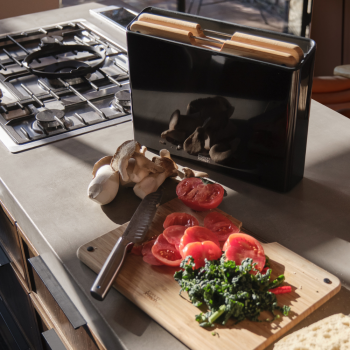 JJ-Black-Bamboo-Board-Set-8801614JO (1)