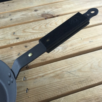 Netherton-frypan-ebonised-handle-NFS-112DB (2)