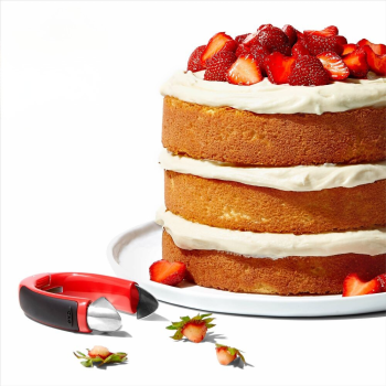 OXO Good Grips Strawberry Huller (2)