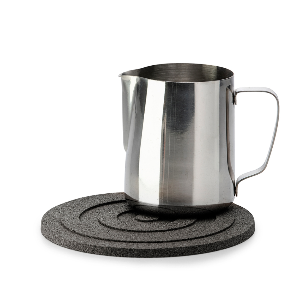 Born-in-Sweden-cork-trivet-circles (4)